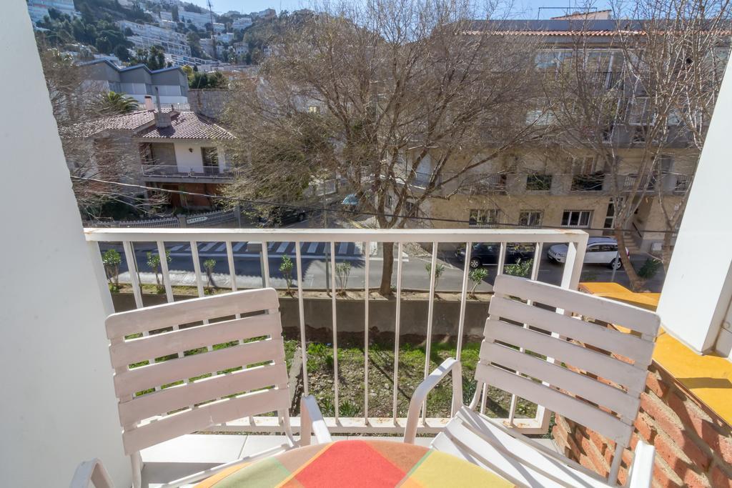 Agi Riera La Cuana Apartment โรเซส ห้อง รูปภาพ